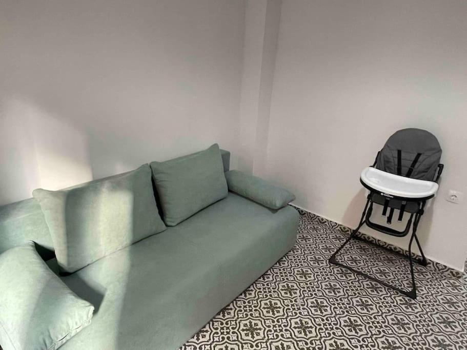 Family Apartment With Private Yard Next To Agios Dimitrios Church Salonicco Esterno foto