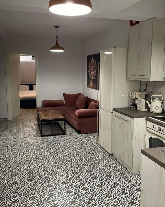 Family Apartment With Private Yard Next To Agios Dimitrios Church Salonicco Esterno foto